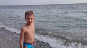 🌊Waves. Old Gagra (Аbkhazia). English for kids. Старая Гагра (Абхазия). Английский для детей.🏖 🏝 🌅🌊