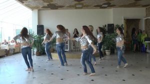 Стрит-шааби, Dance deluxe