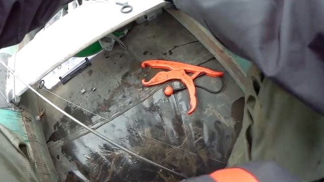 Ловля Щуки На Спиннинг. Поймал Трофей! Рыбалка В Деревенском Пруду. Ловля Щуки На Воблера. смотреть онлайн