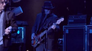 Heaven & Earth "Victorious"  Live