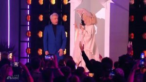 Sia & David Byrne - Unstoppable (Live @ Miley's New Years Eve Party)