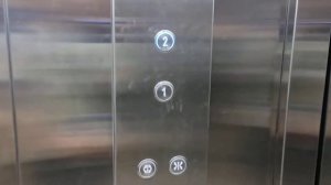 Лифт Sjec S820 @ ТЦ FORT Отрадное