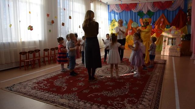 Осенний утренник в группе "Цветочный город" смотреть онлайн