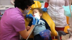 Как настроить ребенка на ПЕРВЫЙ визит к стоматологу