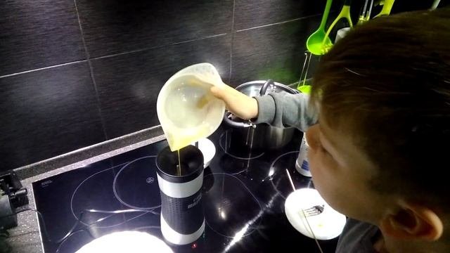 Как готовить яичные роллы на Egg Master (здоровый и полезный завтрак)