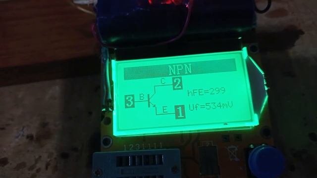Транзистор тестер (ESR METER) Крутая штука из китая