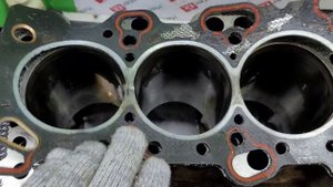 Hover 2.4l  4G69S4N установка железной прокладки ГБЦ 1005B278 Mitsubishi