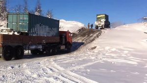 Зимник Якутск-Черский