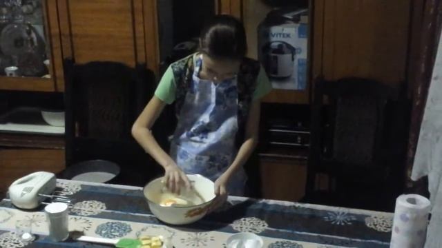 Манковый пирог на кефире быстро , вкусно и легко. Всем советую сделать!!!