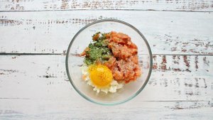 Расстегаи с семгой