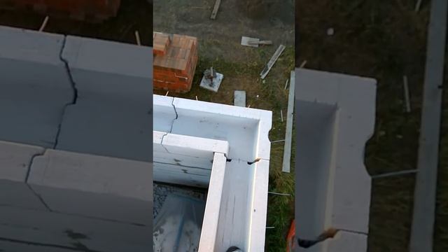 Монолитный пояс из самодельного U-блока смотреть онлайн