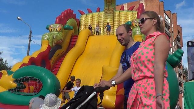 Сланцы. День Ленинградской области. Горки. 2. смотреть онлайн