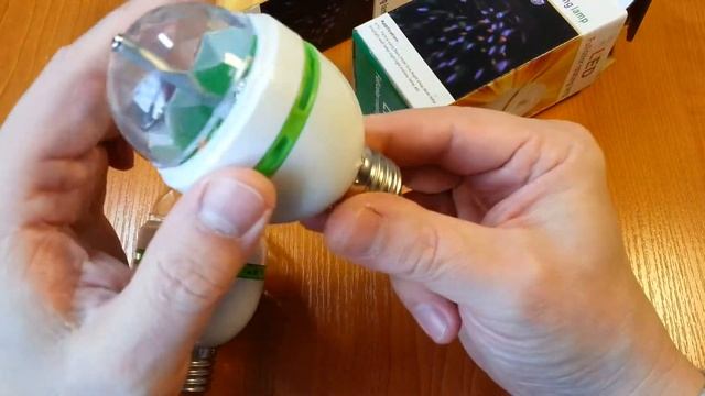 Распаковка и обзор RGB-ламп 3 Вт на Aliexpress.