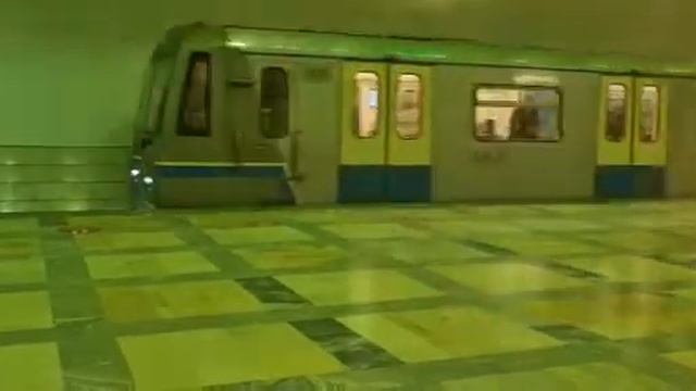 отправление поезда со станции Нахимовский проспект смотреть онлайн