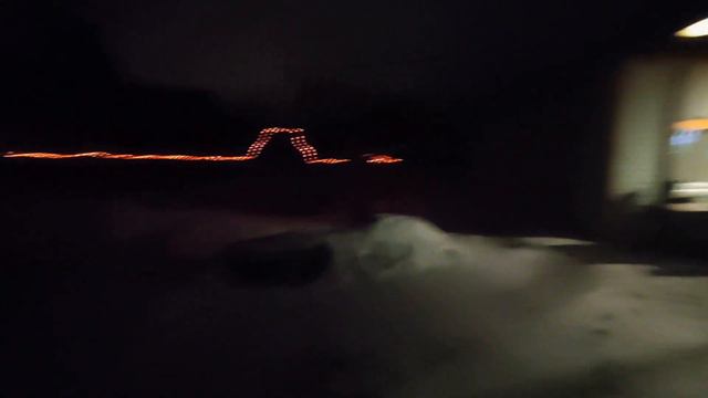 ВОТ ТАКОЕ ПОТЕПЛЕНИЕ У НАС В ЕЛГАВЕ ВСЁ ПЛЫВЁТ И ТАЕТ . ВЫШЛИ С СЁМКОЙ УТРОМ ПОГУЛЯТЬ 27 ДЕКАБРЯ смотреть онлайн