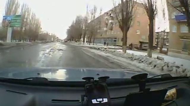 Центр г.Котово(евродорога).AVI смотреть онлайн