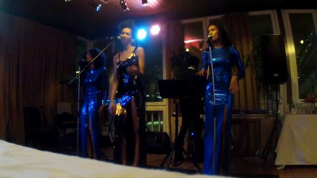 Выступление в ресторане Shore House 10.02.18 смотреть онлайн