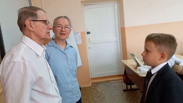 Азнакаево 7 школа 3 а класс Матти OH5SY отвечает на вопрос Александру смотреть онлайн