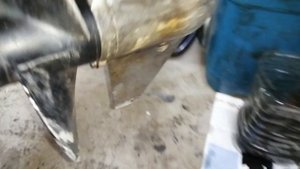 Suzuki DT 9.9 .Сломали перо редуктора.
