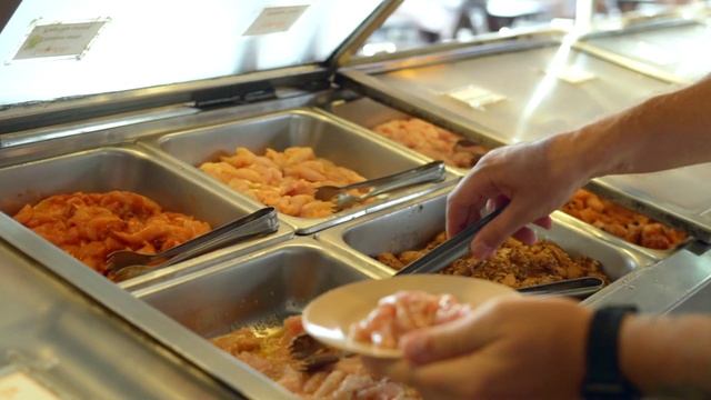 Где покушать на Пхукете? Безлимитный буфет на Пхукете всего 200 бат! смотреть онлайн