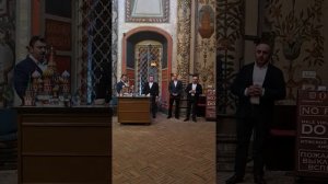 Вокальная мужская группа Doros. Пение в храме-музее Василия Блаженного