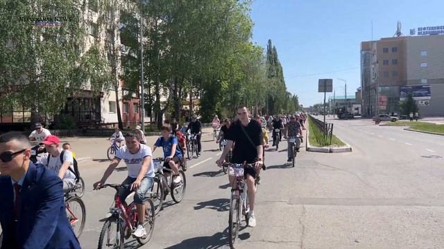 "День 1000 велосипедистов" Нефтекамск. смотреть онлайн