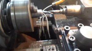 16к20 сверление отверстий на автоподаче. Как просверлить большим диаметром на токарном станке