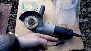 Где удобно держать ключ для болгарки и дрели