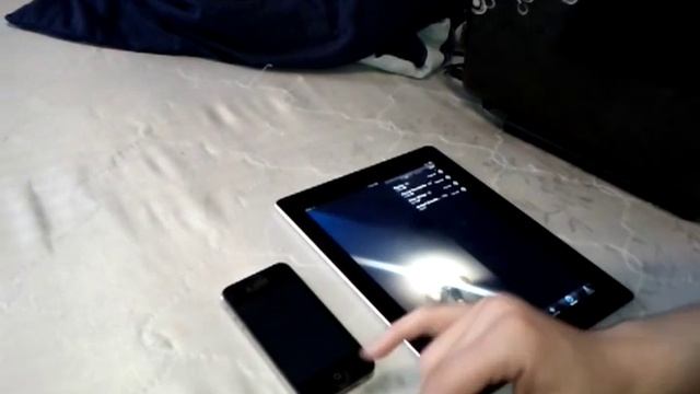 Facetime On iPad 2 Hands on-from ipad to iphone смотреть онлайн