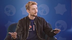 Paris Saint-Germain Stars play Brawl Stars