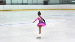 Ясмина Ситимова 5 лет фигуристка НОВИС