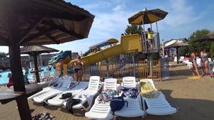 Аквапарк в Анапе "Золотой пляж". Прогулялись по аквапарку и прокатились на всех горках.