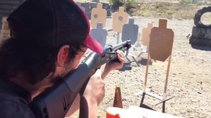 Практическая стрельба с Киану Ривзом
