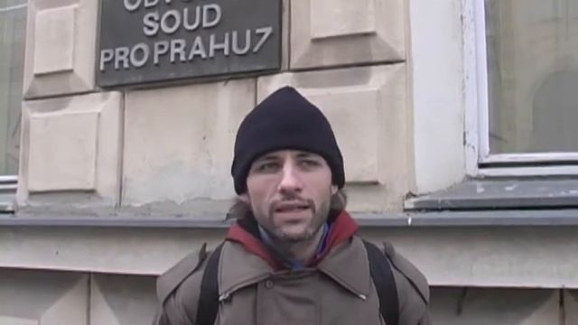 5.2.2013 - 4. soudní jednání Richarda Zemana kvůli údajnému napadení strážníka смотреть онлайн