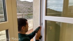 Регулировка пластиковой двери. Полезные советы.