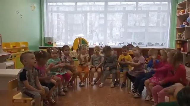 Поздравление от младшей доченьки Настюшки на день матери🥰 смотреть онлайн