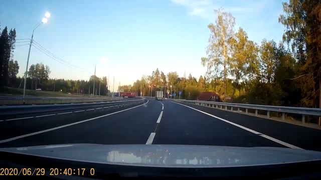 По новой трассе Звенигород - Школьный посёлок за 4 минуты смотреть онлайн