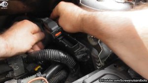 Removing and Refitting the ECM (ECU) Module - Nissan Micra K12