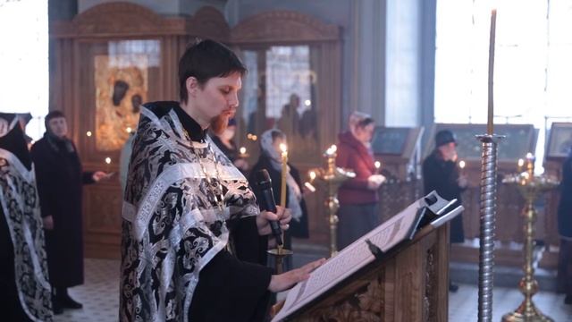 Утреня с чтением 12 Страстных Евангелий в Христорождественском соборе (21.04.2022 г.) смотреть онлайн