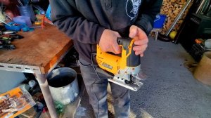 Facem proba fierăstrăului pendular INGCO JS80028