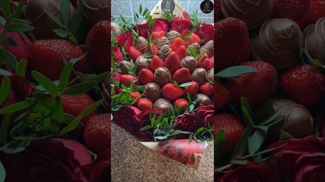 Бомбовая Клубника в Шоколаде/ #клубникавшоколаде #своимируками #фудфлористика #курсыфудфлориста