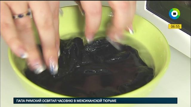 Лайфхак дня: как быстро постирать носки в микроволновке! смотреть онлайн