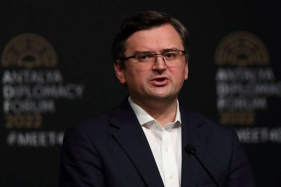 Кулеба заявил, что Китай пообещал не передавать оружие России | новости