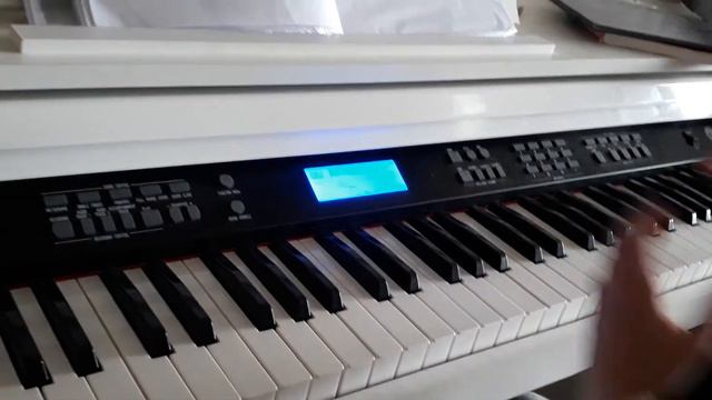 Веселые ладошки. Пианино. Обработка Т. Киселева(Играет Герман.8лет) смотреть онлайн