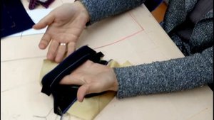 Карман с листочкой в брюках