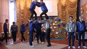 Акробатика Цирковой коллектив