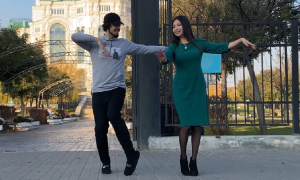 Девушка Танцует Красиво Астрахань Суперская Чеченская Узбагойся Лезгинка 2022 ALISHKA Uzbagoisya