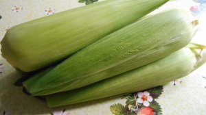 Вареная кукуруза с солью