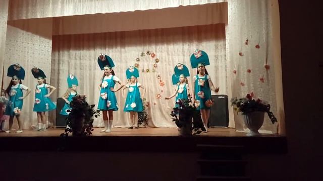 Праздник 8 марта. Танец Ромашка смотреть онлайн