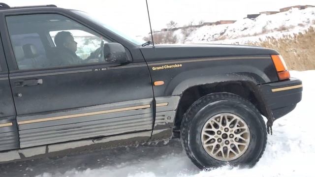 Suzuki Grand Vitara & Jeep Grand Cherokee OFFROAD ? Сузуки Гранд Витара на бездорожье смотреть онлайн